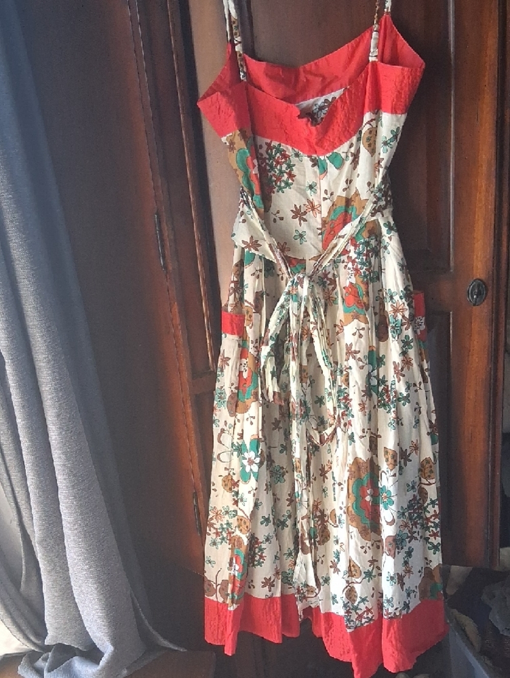 Double Zero Cream Floral Midi Dress with Red Accents - Picture 8 of 12